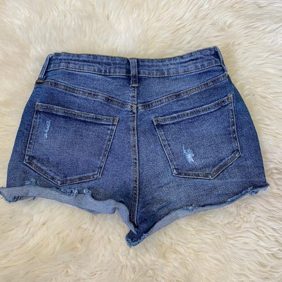 NWOT NO BOUNDARIES Women 28 Juniors 9  High Rise Distressed Stretch Denim Shorts - Picture 4 of 6